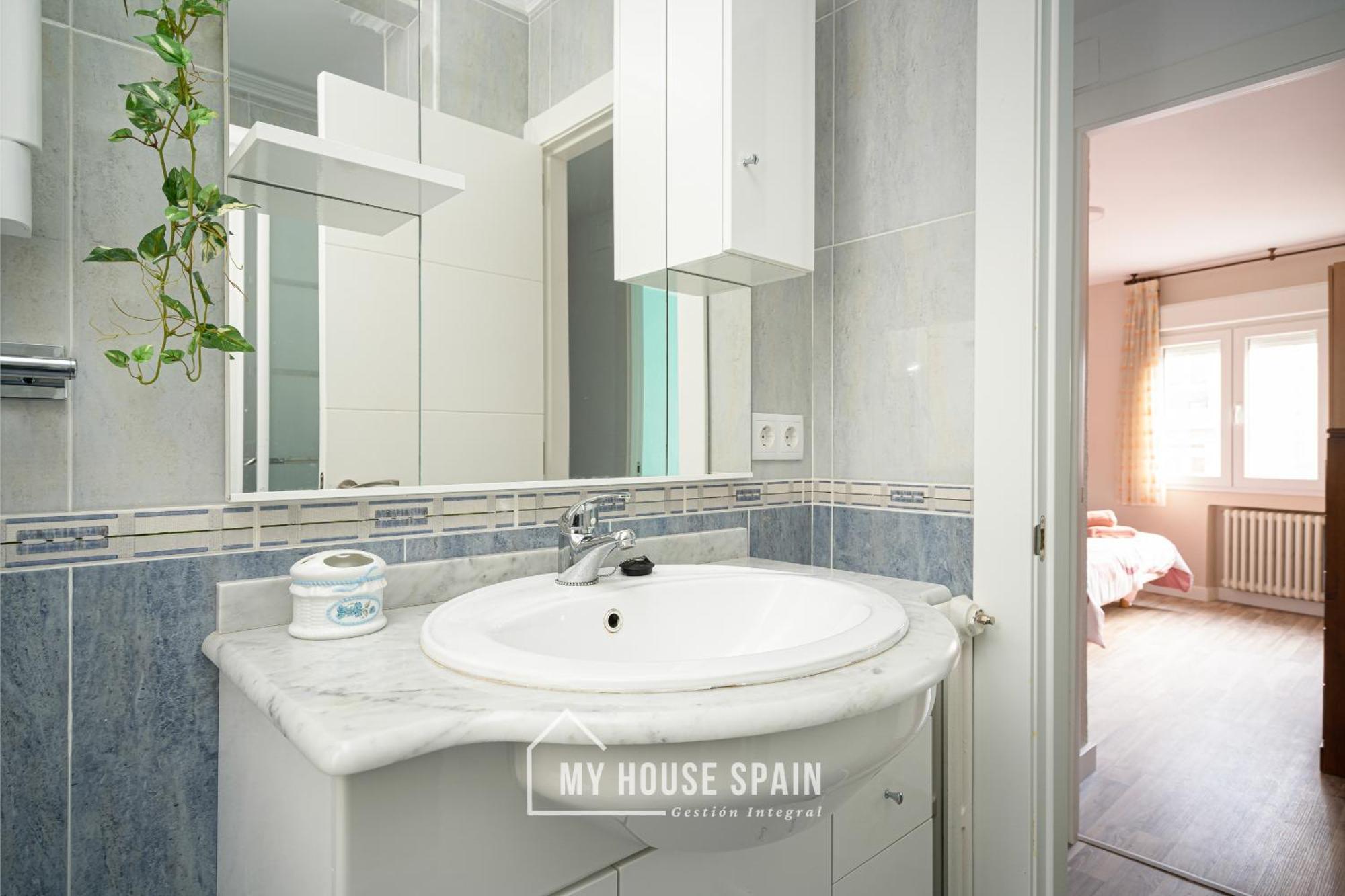 Myhousespain - Piso 3 Habitaciones Cerca Playa San Lorenzo Хихон Екстериор снимка