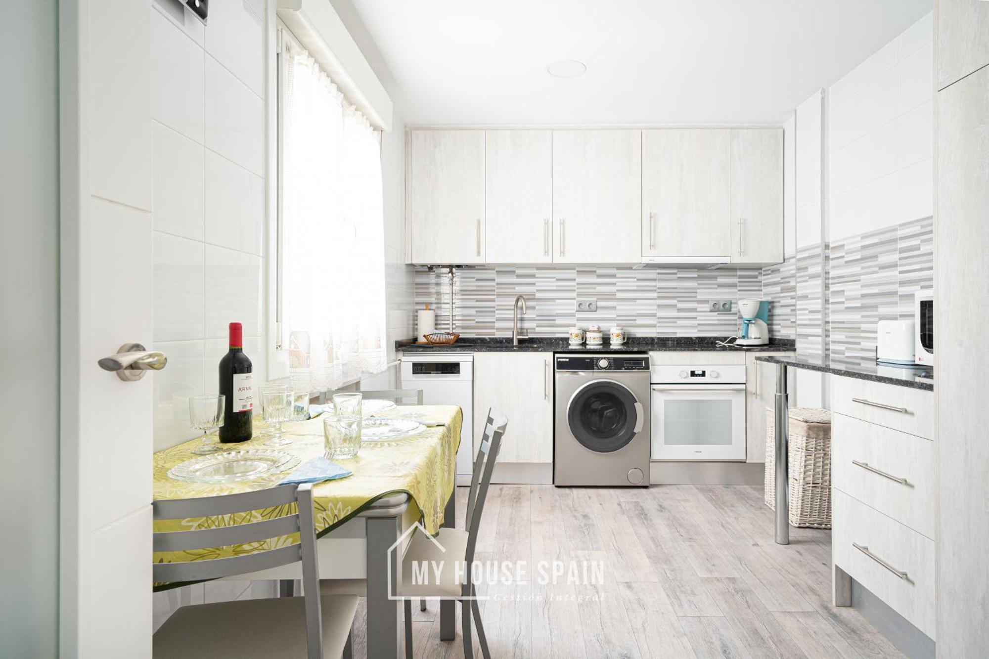 Myhousespain - Piso 3 Habitaciones Cerca Playa San Lorenzo Хихон Екстериор снимка